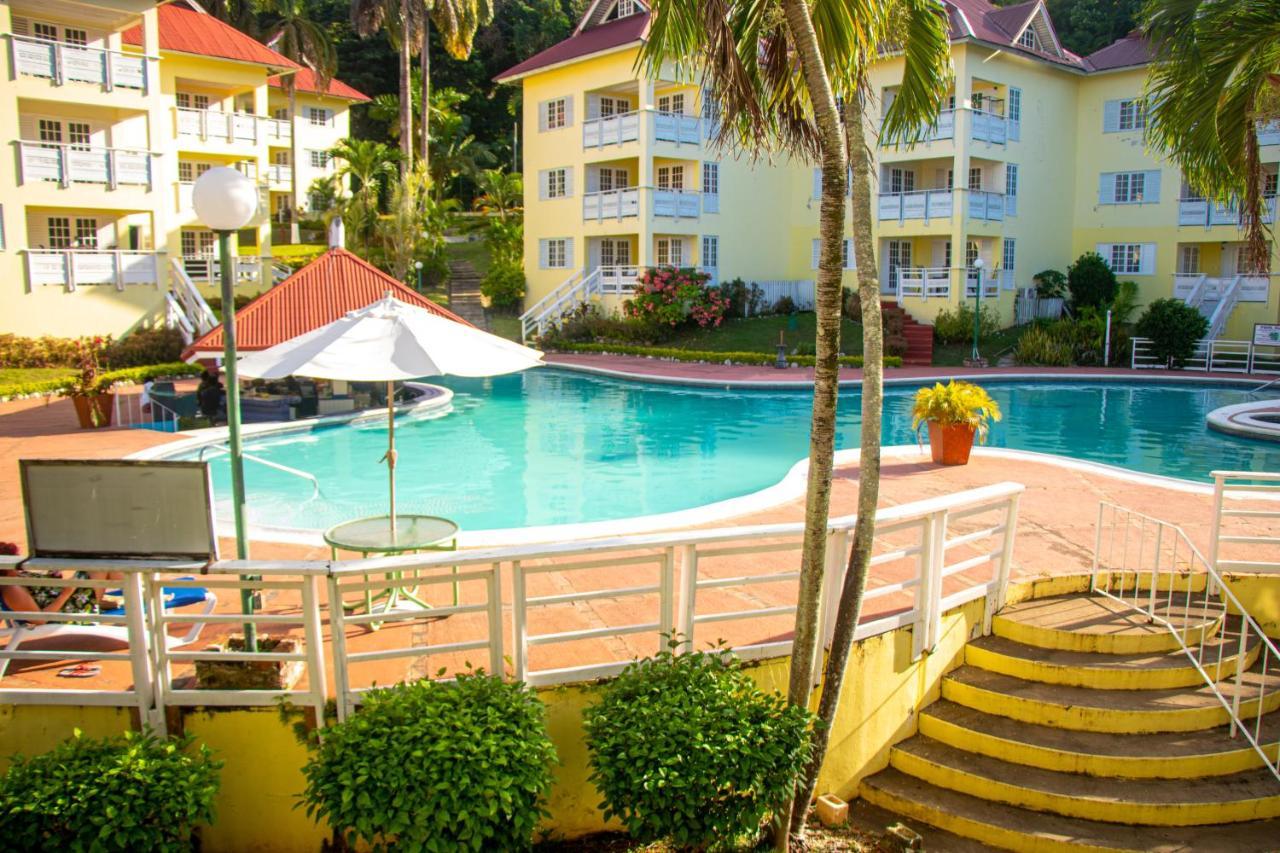 E 20 Mystic Ridge Ocho Rios Apartment Exterior photo