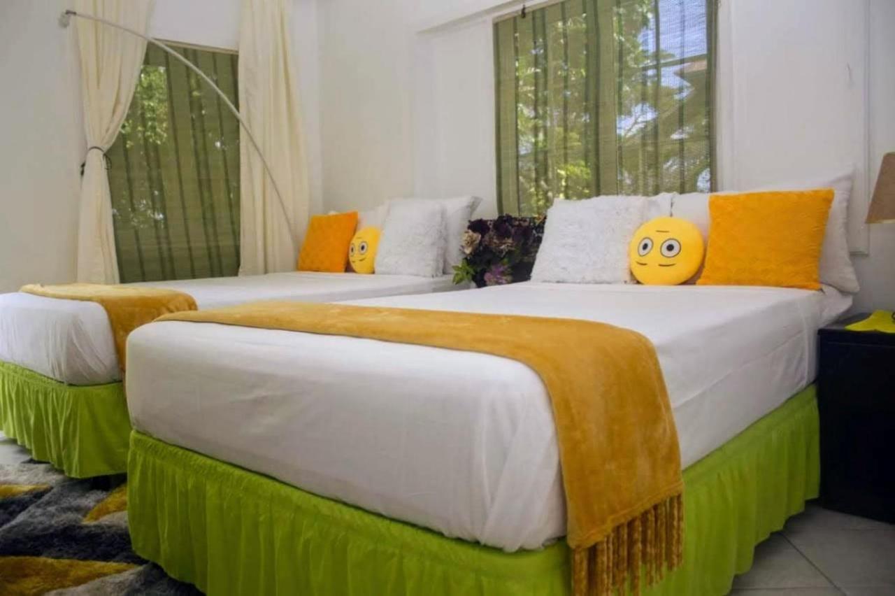 E 20 Mystic Ridge Ocho Rios Apartment Exterior photo